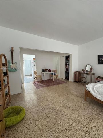 8135 Crespi Boulevard, Miami Beach, FL 33141