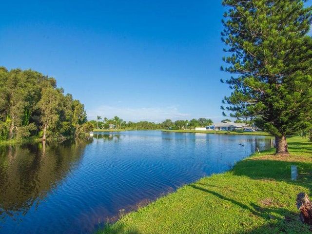 6910 SE Morningside Drive, Stuart, FL 34997