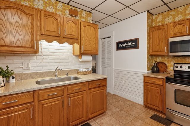 1085 Harvard Street, Rochester, NY 14610