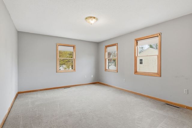 35 Lemnos Lane, Springfield, MA 01119