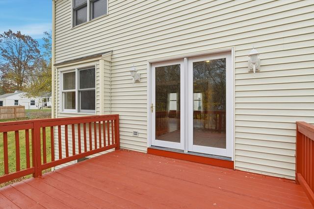 35 Lemnos Lane, Springfield, MA 01119