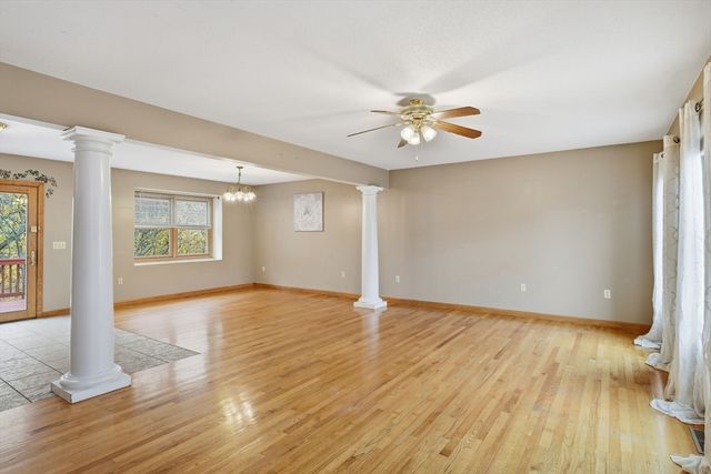 35 Lemnos Lane, Springfield, MA 01119