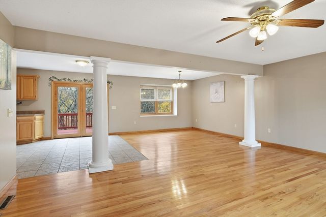 35 Lemnos Lane, Springfield, MA 01119