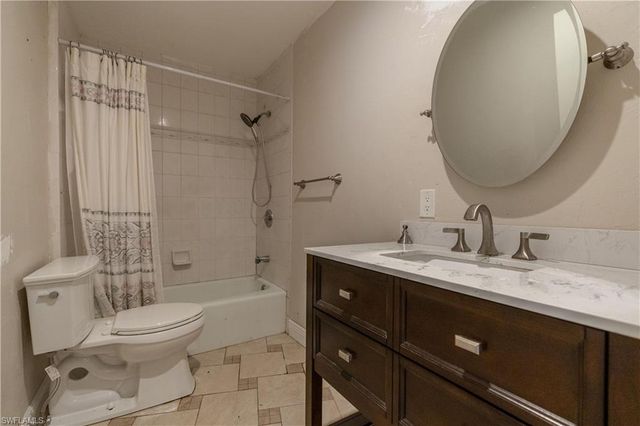 990 Jasmine ST, North Fort Myers, FL 33903