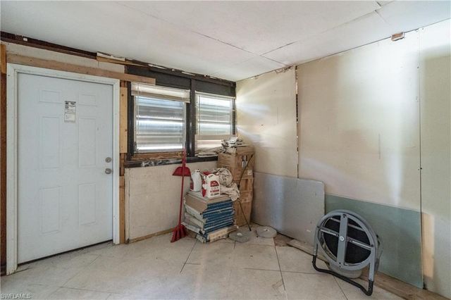 990 Jasmine ST, North Fort Myers, FL 33903