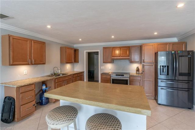 990 Jasmine ST, North Fort Myers, FL 33903