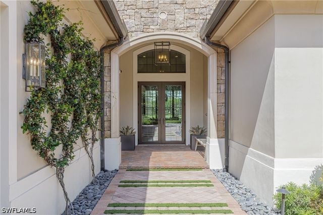16759 Cabreo DR, Naples, FL 34110