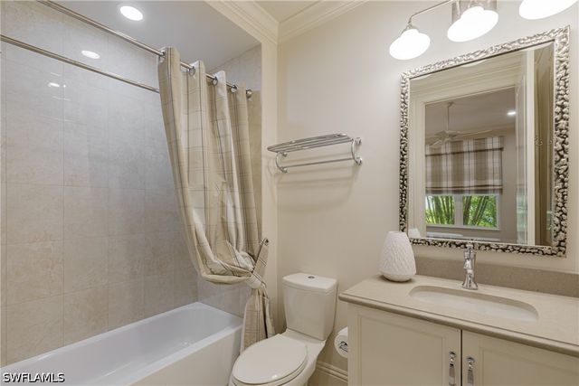 16759 Cabreo DR, Naples, FL 34110