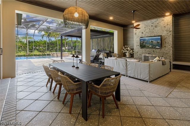 16759 Cabreo DR, Naples, FL 34110