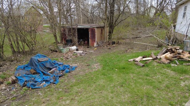 4915 E White Point Drive, Monticello, IN 47960