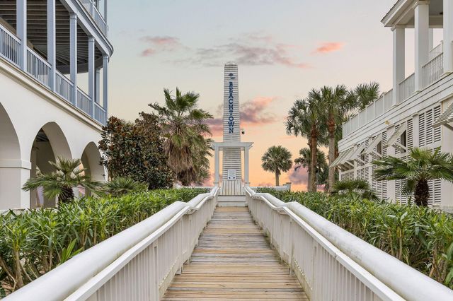 2445 Sunset Passage, Galveston, TX 77550