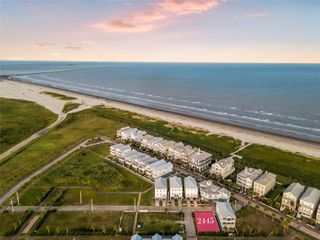 2445 Sunset Passage, Galveston, TX 77550