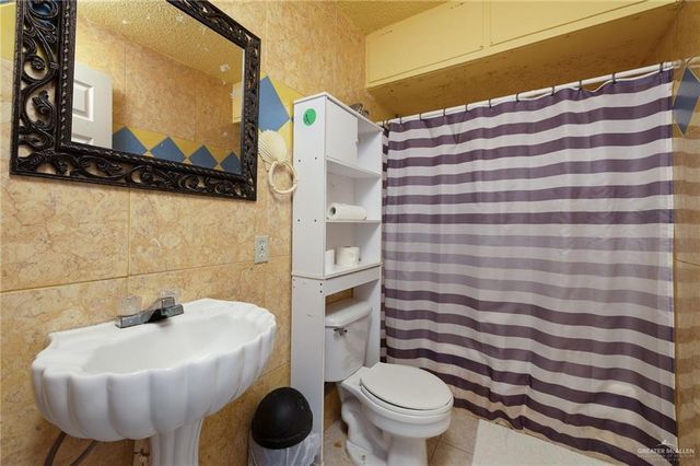 208 Aurora Road, Mission, TX 78572