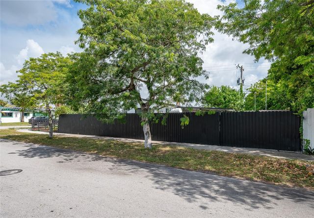 20001 NW 14th Ave, Miami Gardens, FL 33169