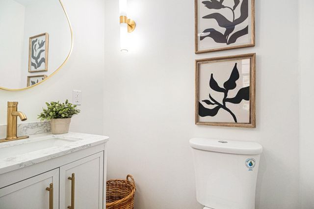 654 Greenhills Drive, Ann Arbor, MI 48105