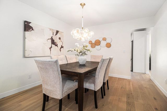 654 Greenhills Drive, Ann Arbor, MI 48105