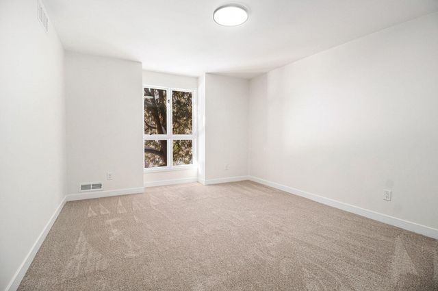 654 Greenhills Drive, Ann Arbor, MI 48105