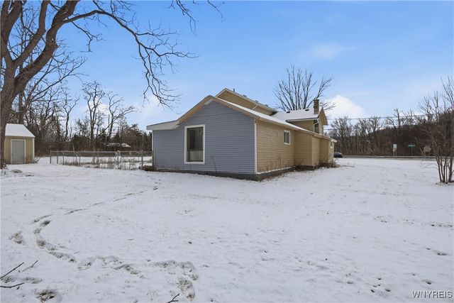 6043 Old Niagara Road, Lockport Town, NY 14094