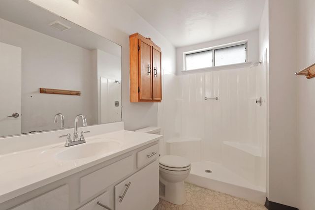 6304 Sky Vista Ct, Citrus Heights, CA 95621