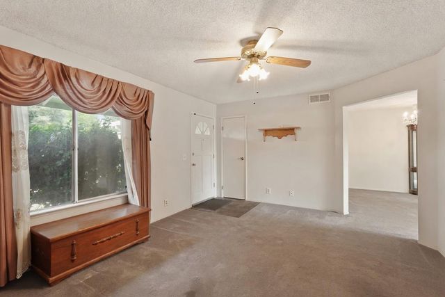 6304 Sky Vista Ct, Citrus Heights, CA 95621