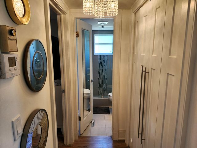 301 Cambridge Road 301, Hollywood, FL 33024