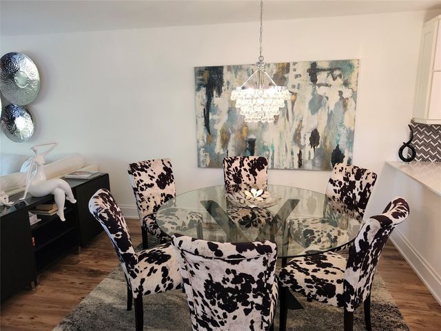 301 Cambridge Road 301, Hollywood, FL 33024