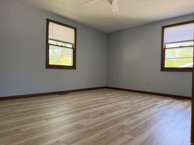 4011 Thornbury Place, Fort Wayne, IN 46804