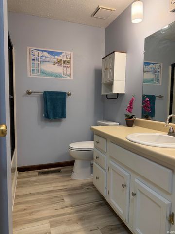 4011 Thornbury Place, Fort Wayne, IN 46804