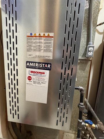 4011 Thornbury Place, Fort Wayne, IN 46804