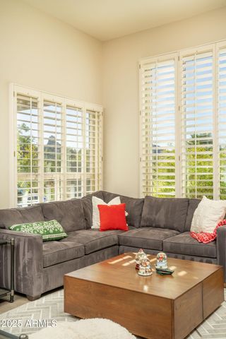 9847 E HIDDEN GREEN Drive, Scottsdale, AZ 85262