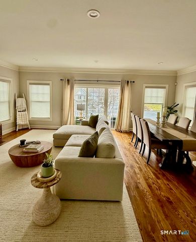 500 River Road 3, Shelton, CT 06484