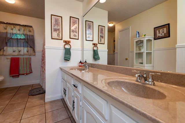 2369 N Farm Road 101, Springfield, MO 65802