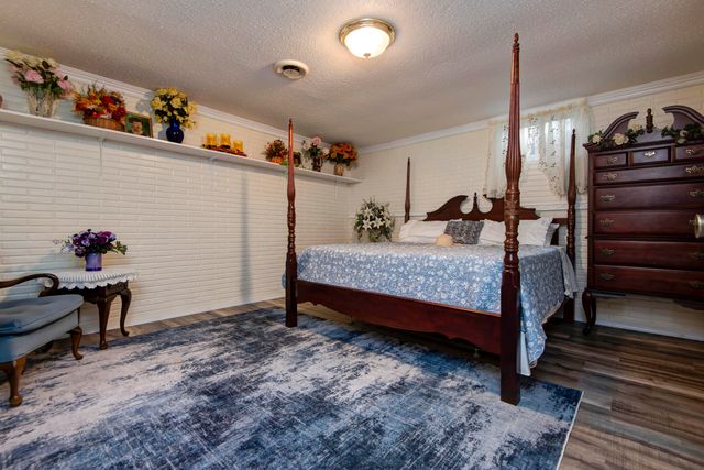 2369 N Farm Road 101, Springfield, MO 65802