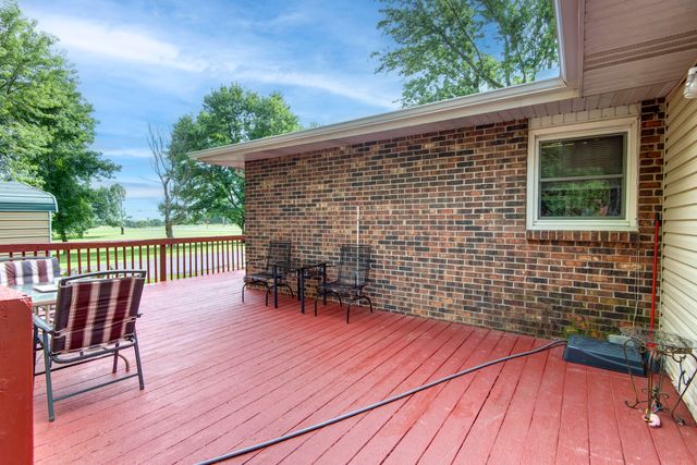 2369 N Farm Road 101, Springfield, MO 65802