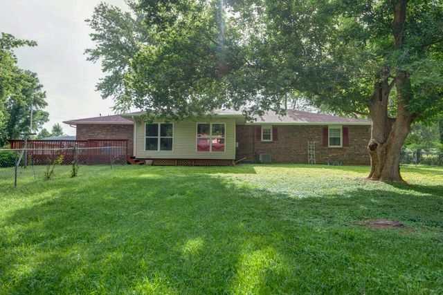 2369 N Farm Road 101, Springfield, MO 65802