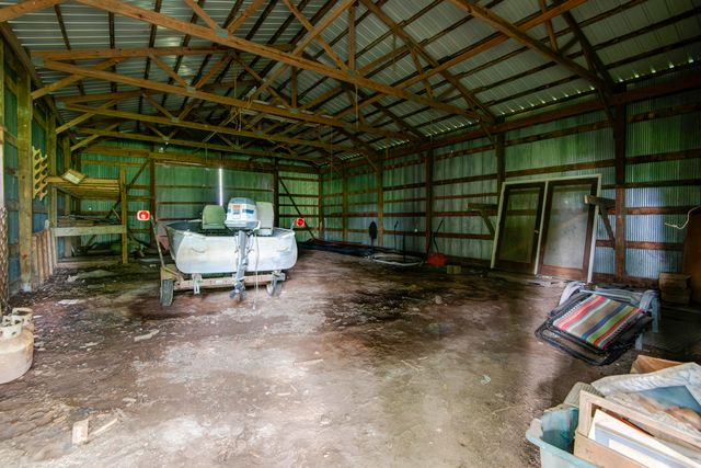2369 N Farm Road 101, Springfield, MO 65802