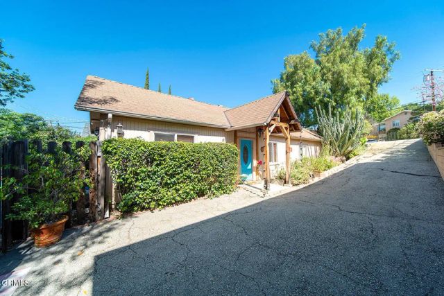 8950 Oswego Street, Los Angeles, CA 91040