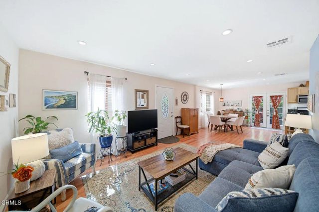 8950 Oswego Street, Los Angeles, CA 91040