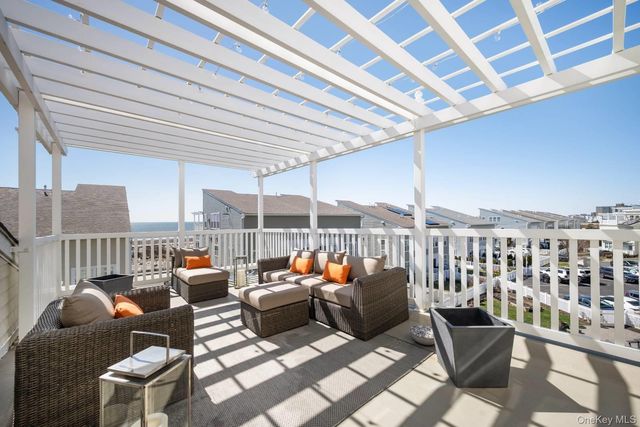 6319 Ocean Avenue S, Arverne, NY 11692