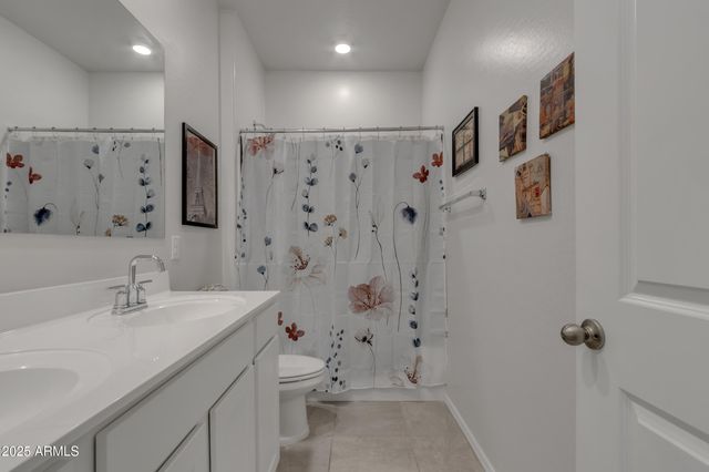 1167 W AVALON CANYON Drive, Casa Grande, AZ 85122