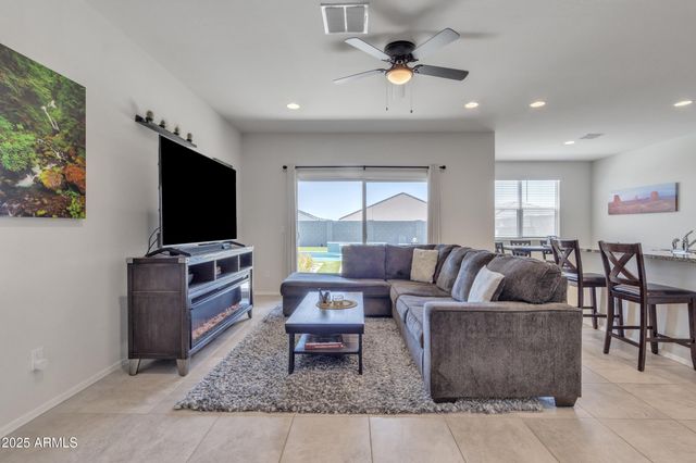 1167 W AVALON CANYON Drive, Casa Grande, AZ 85122