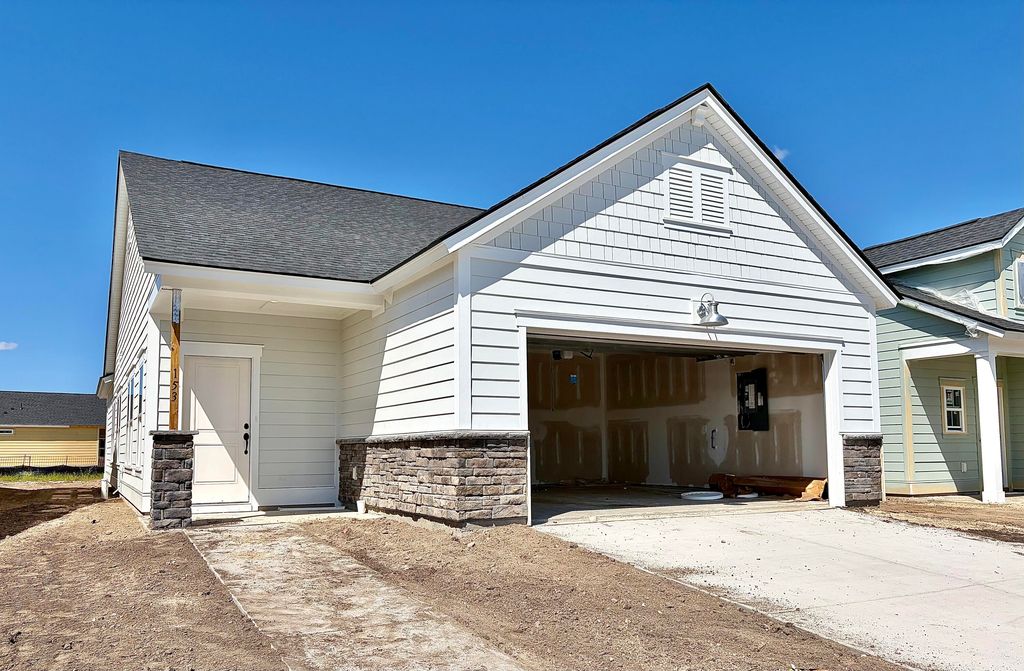 153 Bono Court, Summerville, SC 29486