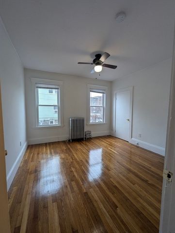 22 Auburn St 2, Malden, MA 02148