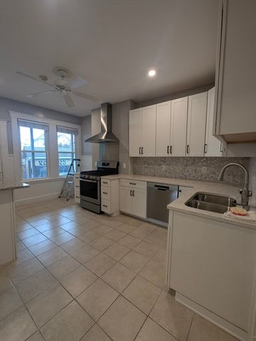 22 Auburn St 2, Malden, MA 02148