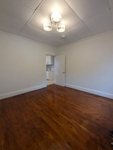 22 Auburn St 2, Malden, MA 02148