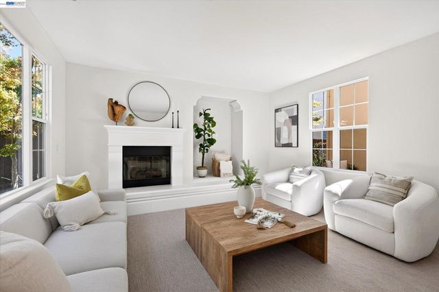 8307 Saturn Park Dr, San Ramon, CA 94582