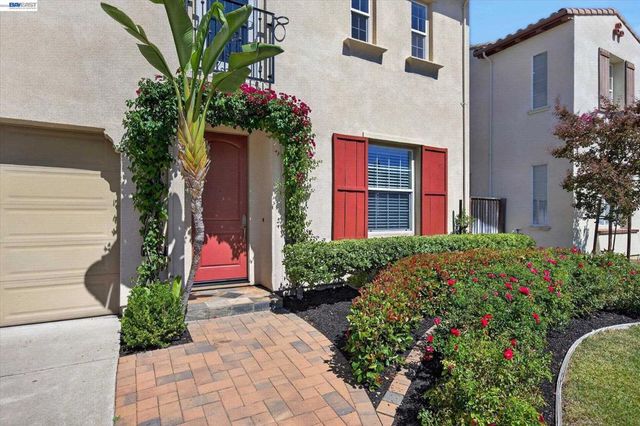 8307 Saturn Park Dr, San Ramon, CA 94582