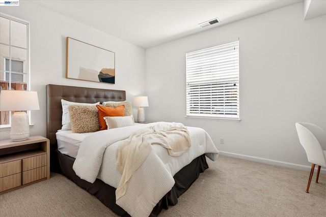 8307 Saturn Park Dr, San Ramon, CA 94582