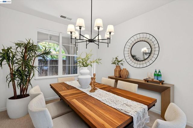 8307 Saturn Park Dr, San Ramon, CA 94582