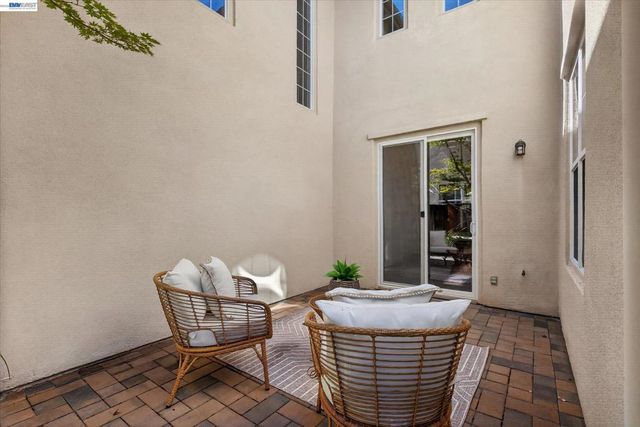 8307 Saturn Park Dr, San Ramon, CA 94582